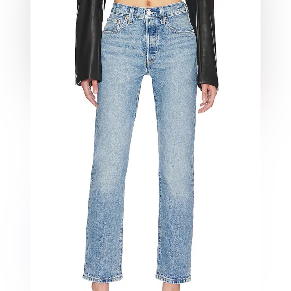 Levi's Light Blue 501’s 28 x 32